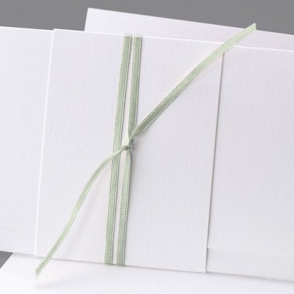 Lazo satén verde salvia 90 cm