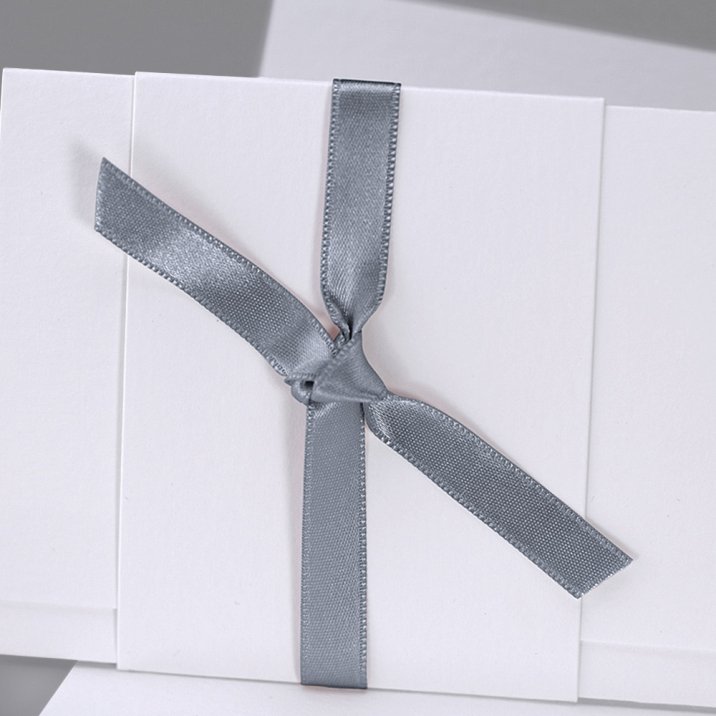 Lazo satén gris 90 cm